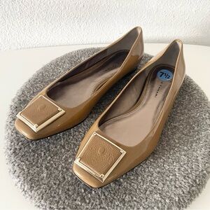 Elie Tahari "Lisa" Pump Tan Patent Leather Size 7.5 Women's Shoes CLASSIC